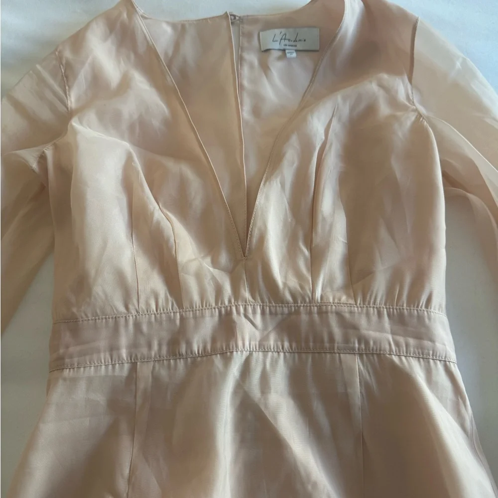 L’Academie Penélope Champagne Cream V-Neck Long sleeve Dress - Picture 5 of 9